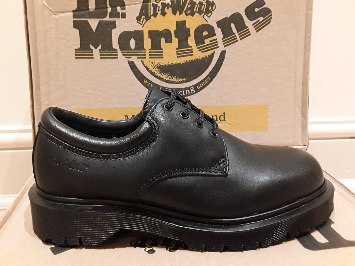 Royal mail outlet dr martens