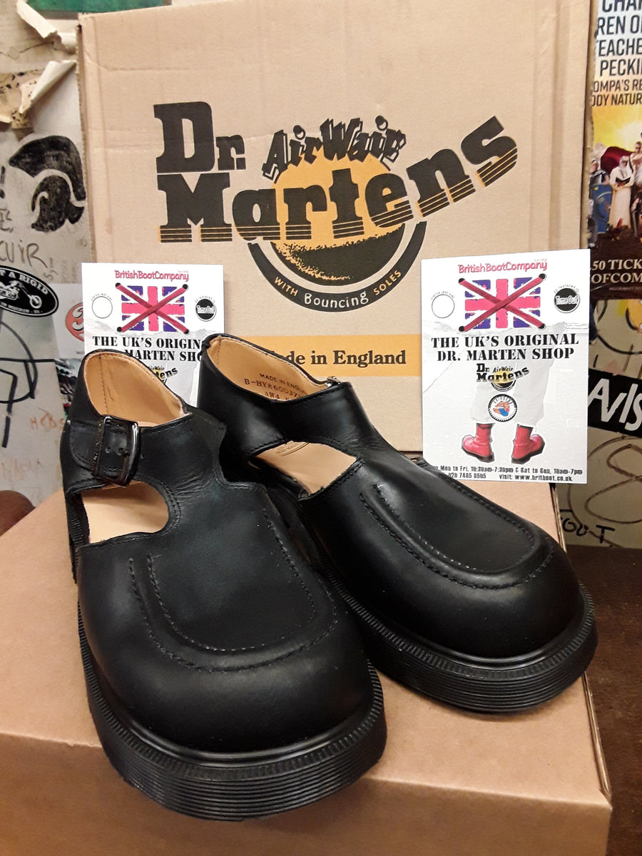 T strap hot sale doc martens