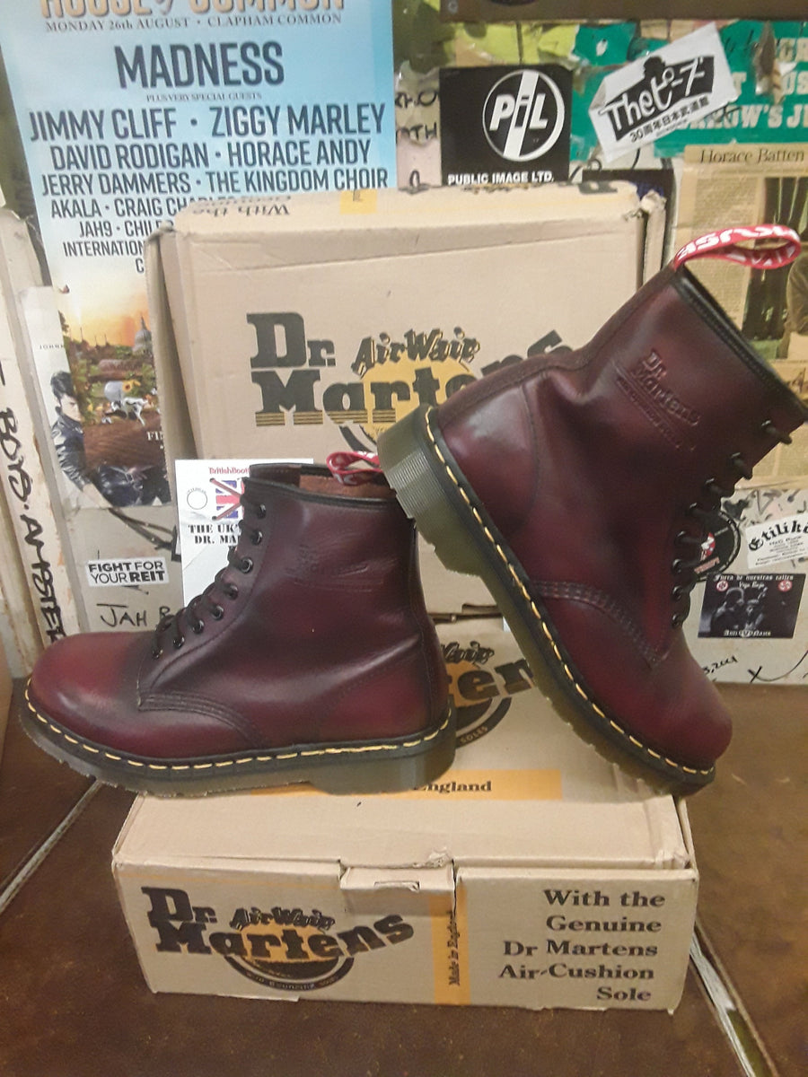 Dr martens 1460 hot sale w red vintage