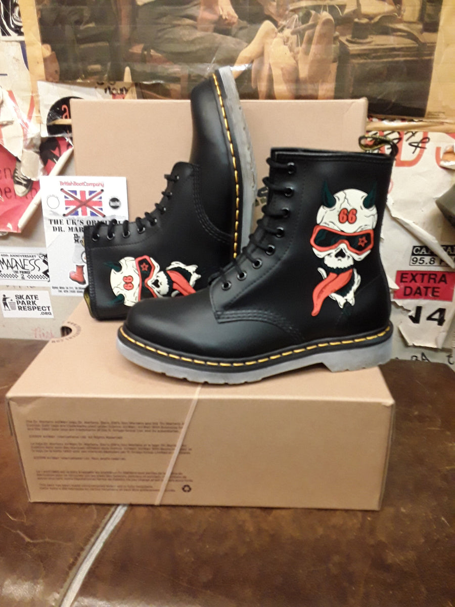 Dr martens cheap 1460 skull