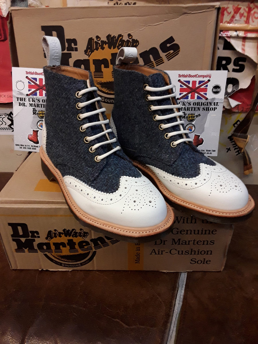 Dr martens 7 eye uk hotsell