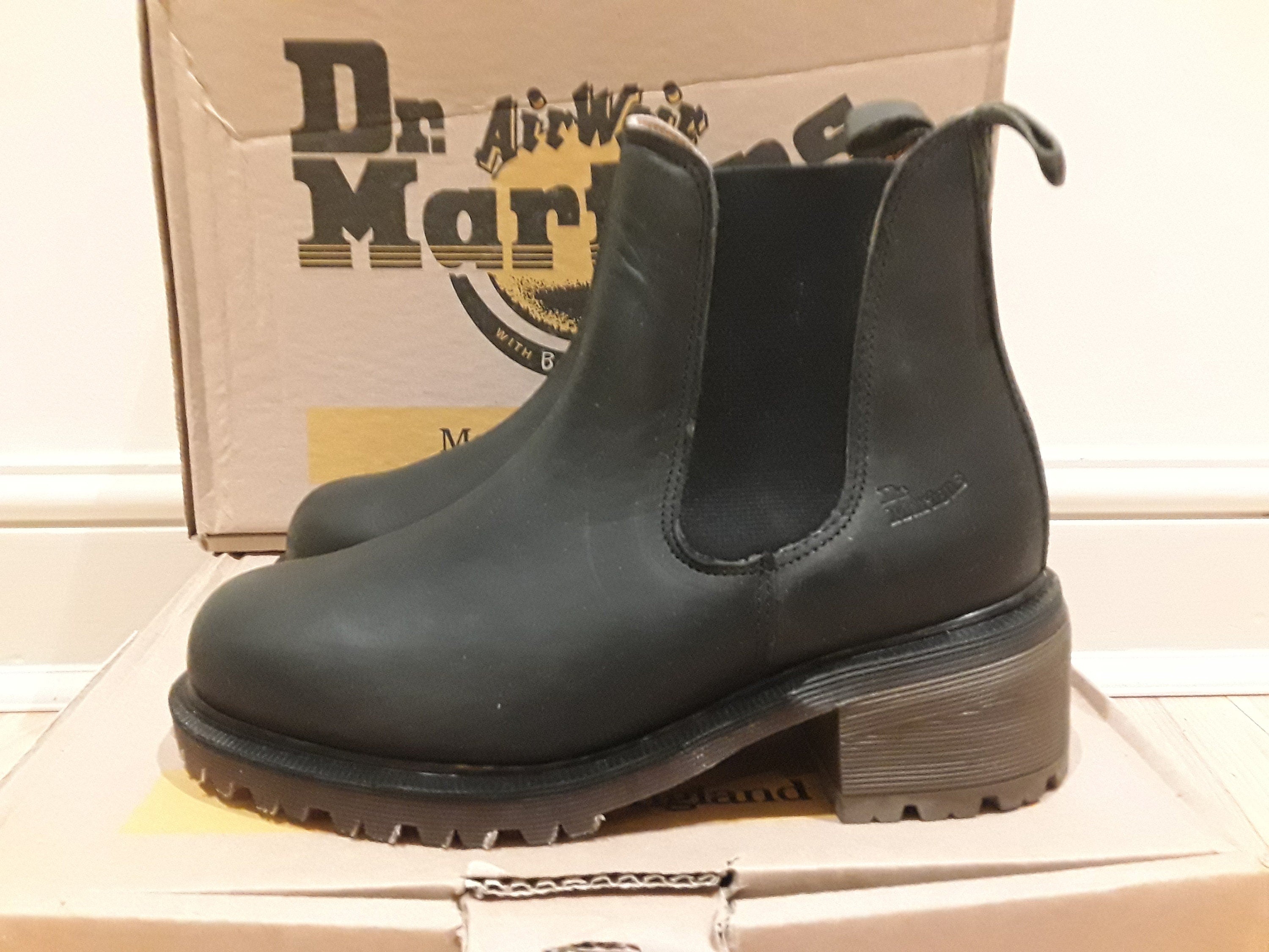 Dr Martens Black made in England Heeled Chelsea boot SIZE 4