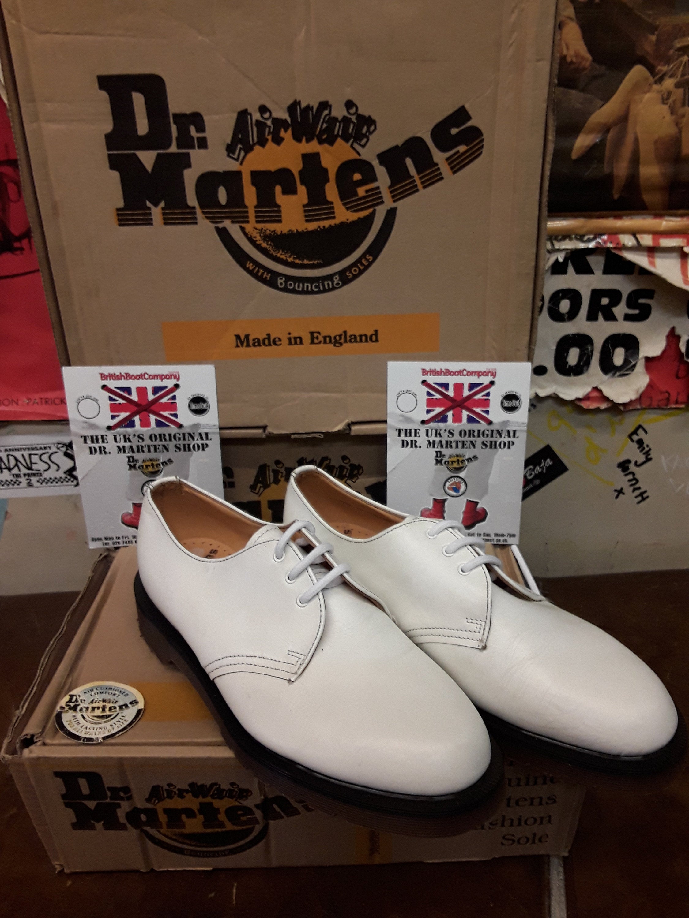 Dr discount martens bajas