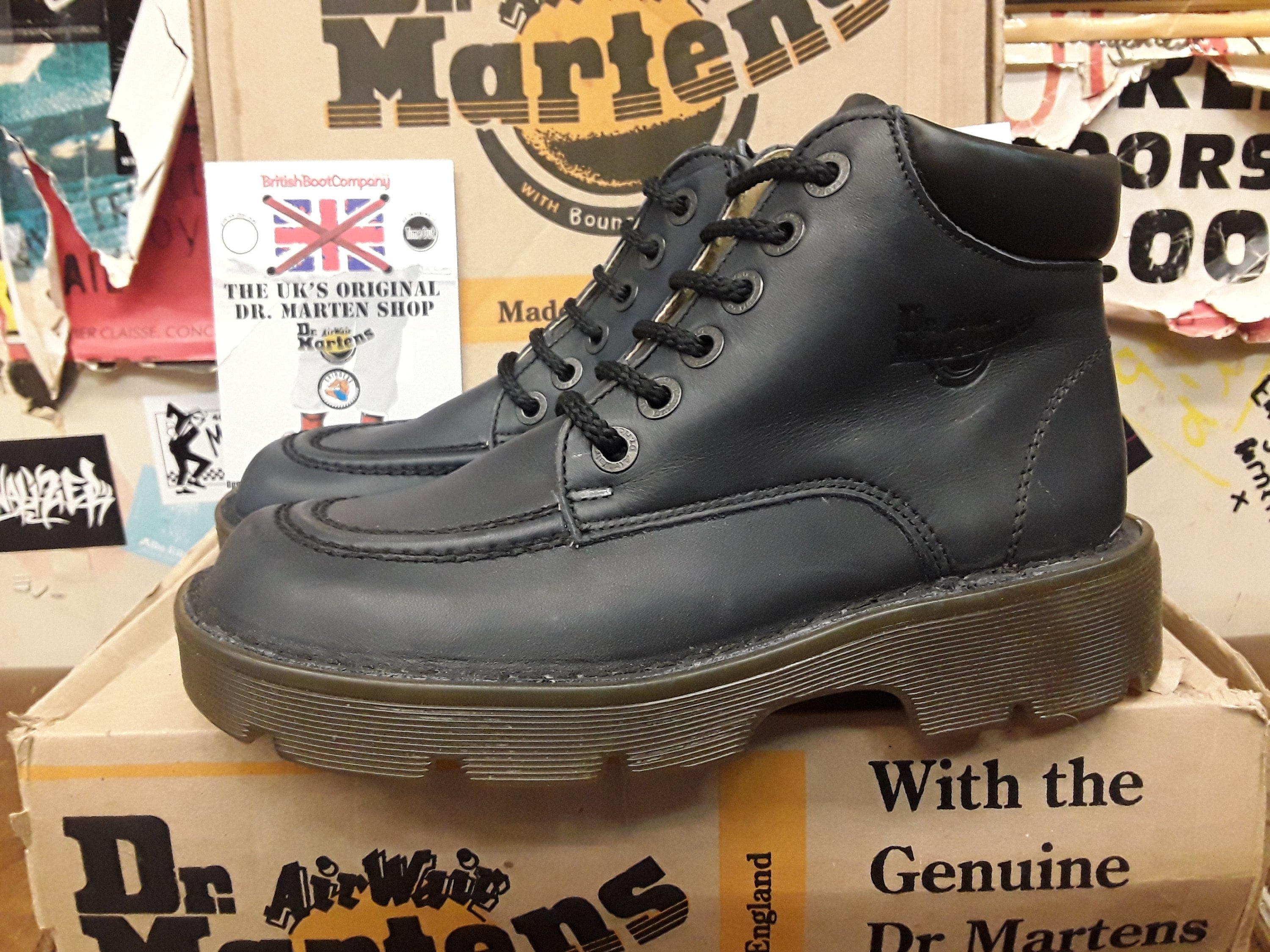 Dr martens hot sale 90's