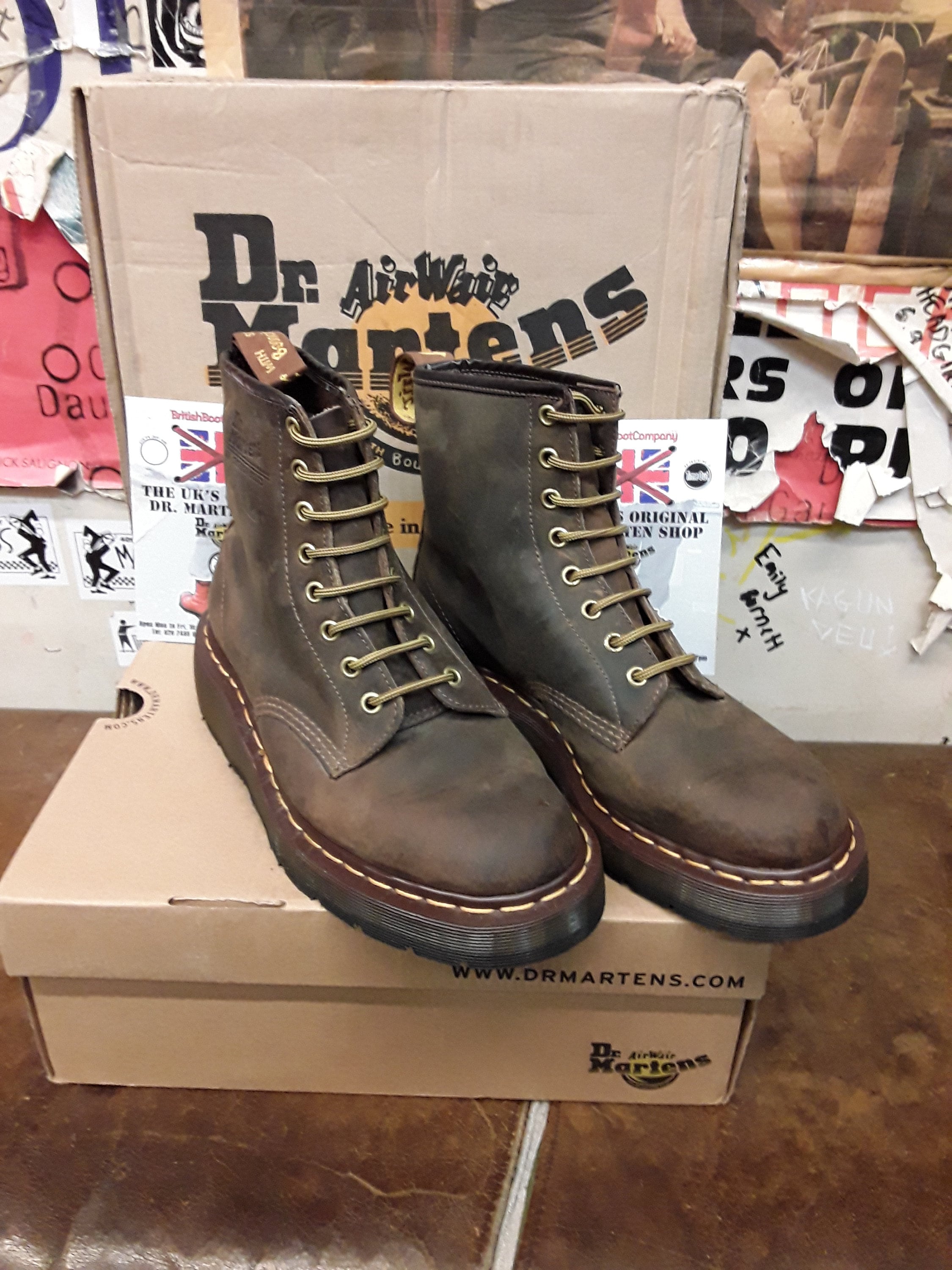 Dr martens aztec brown online