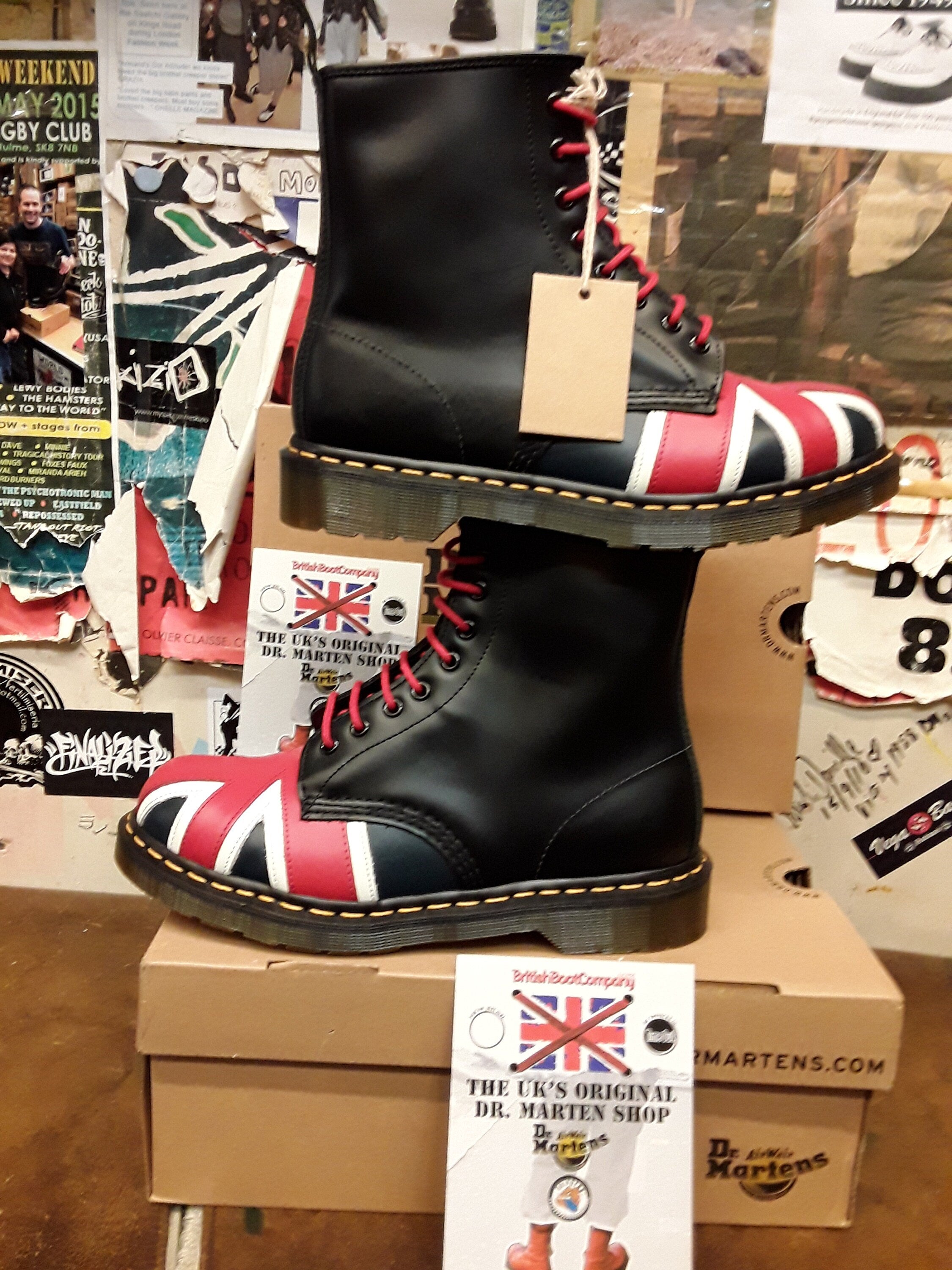 Dr Martens Union Jack 8 Hole Various Sizes