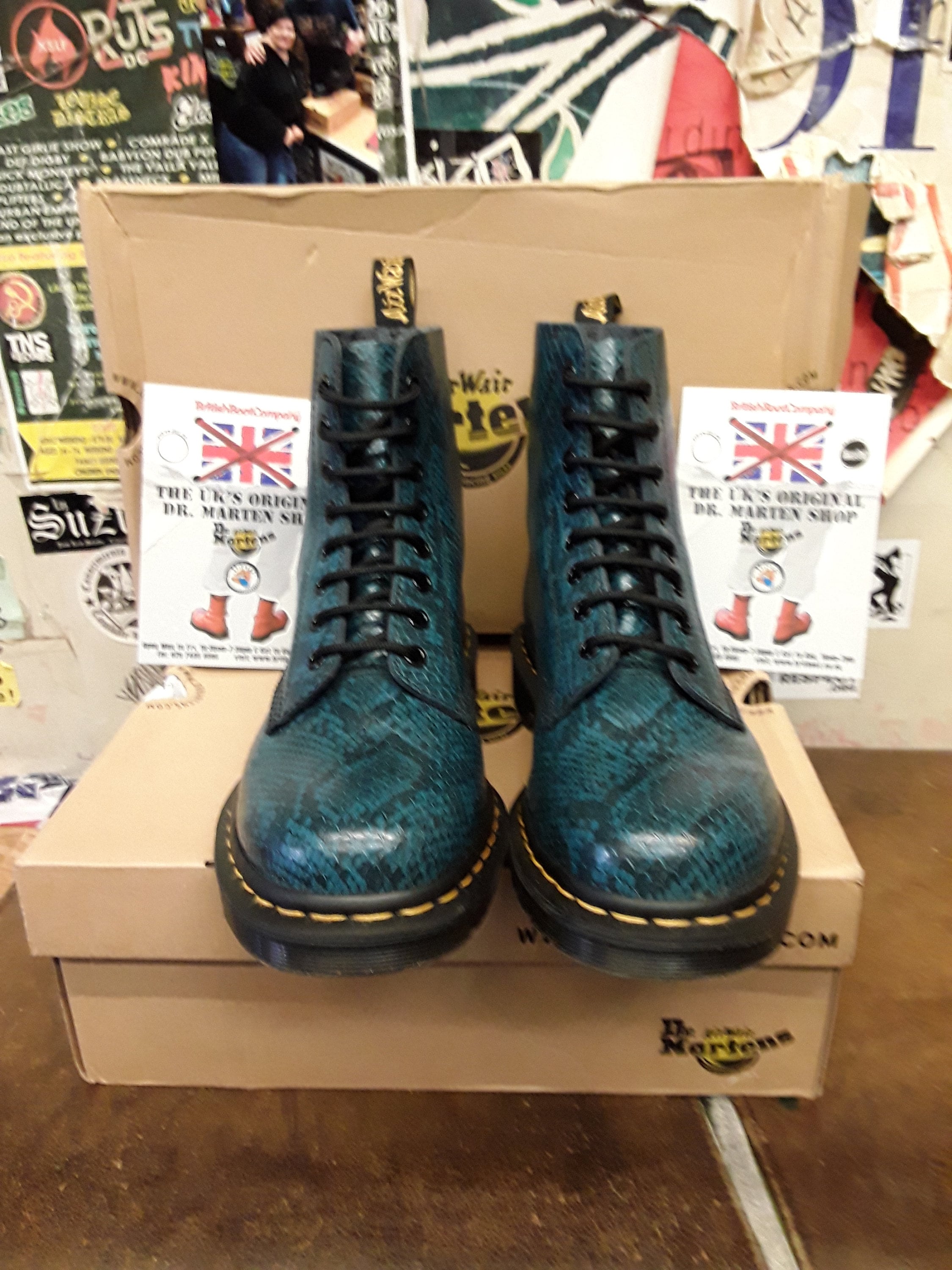 Dr Martens Pascal Blue Viper Snake 8 Hole Size 8